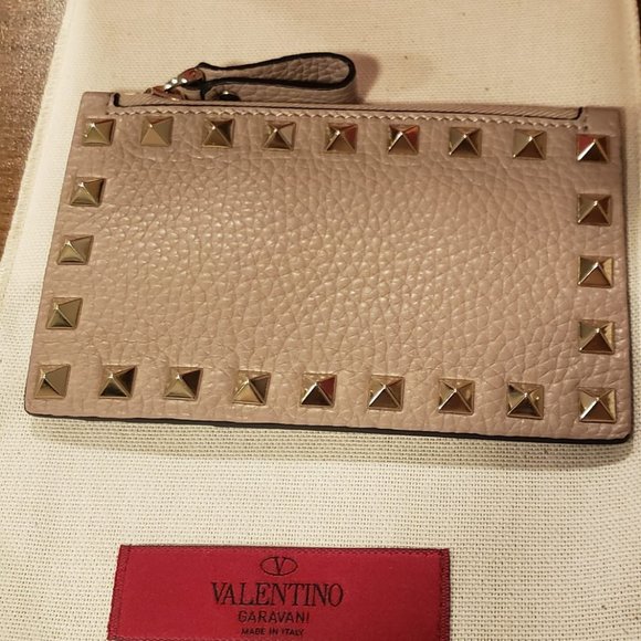 Valentino Garavani Rockstud Leather Coin and Card Case - Poudre - Picture 1 of 7